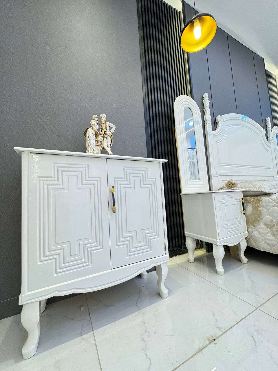 عروض خاصه بمناسبه عيد الفطر المبارك 
غرف نوم صاج عراقي موديل تركي 

🔅تفاصيل الغرفة المرمري  ....

 خارج ٤ملم ام دي اف 🔺
وداخل معاكس ٣ملم 
صبغ حراري  درجة اولى 

عدد القطع  ٧ قطع 😍
🔺1 //جرباية  قياس  ١٦٠ × ٢٠٠ 
🔺//ميز جانبي ايسر قياس ٥٠
🔺2// وميز  جانبي  قياس ٥٠
🔺3// زاوية ارتفاع مترين عرض ٨٠
🔺4// وميز بلازمه  
🔺5//وميز مراية ارتفاع مترين عرض ١٢٠
🔺6// وكنتور ٦ باب  ارتفاع مترين و١٥ طول ٣ متر و١٥

القطعه الثامنة حسب الطلب شازلون
للطلب والاستفسار مراسله الصفحه 
متوفر خدمه توصيل لكل المحافظات 🇮🇶🇮🇶🇮🇶


**إذا كنت صاحب هذا الإعلان وتريد حذفه لأي سبب، رجاءا أرسل رسالة إلى الدعم الفني**