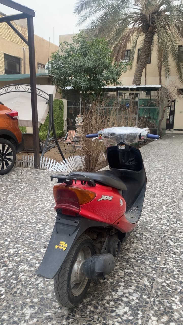 السلام عليكم عصفوريه للبيع دراجه نضيفه وكامله مكمله سلف كهربائايات عداد كله شغال مكينته بل جيس سعر ٢٥٠ وبيها مجال رقم *********** مكاني بغداد المنصور
