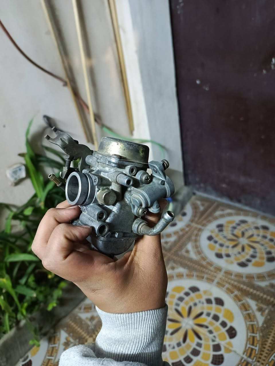 للبيع الكابريتر ناقصه جوزه صباحي جيب القديم او شده الصالنصه بلادي كاتم ملحه نضيفه حيل قطرة لحيم مابي سعر صالنصه 30 ولكابريتر 25 توصيل موجود


**إذا كنت صاحب هذا الإعلان وتريد حذفه لأي سبب، رجاءا أرسل رسالة إلى الدعم الفني**