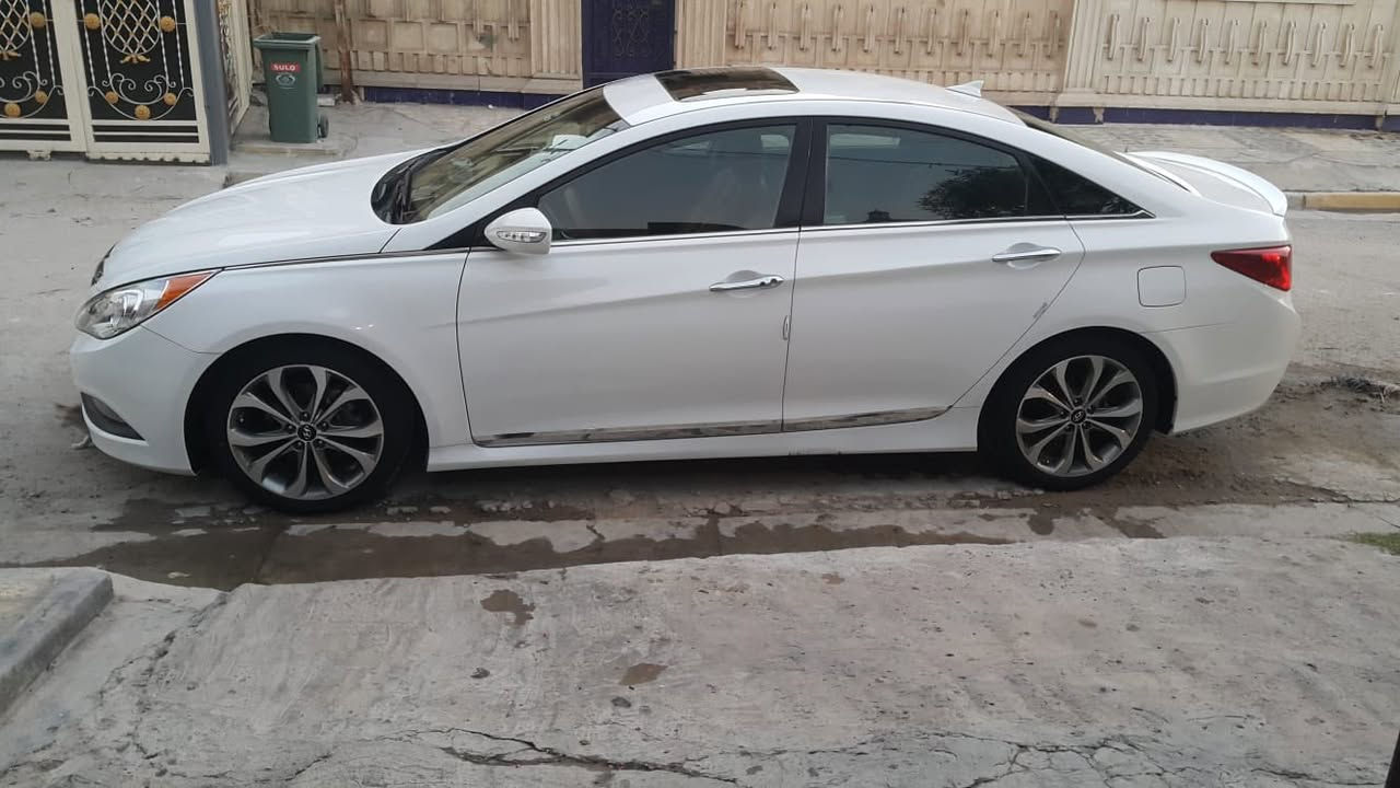 السلام وعليكم سوناتا موديل 14فول مراصفات رقم بغداد بسمي وارد امريكي حادث بابين السايق والخلف فول موصفات عدد المسافه 120miمعمرات نفسهن العنوان حي الجامعه السعر 130بيه مجال للستفسار التصال ***********
