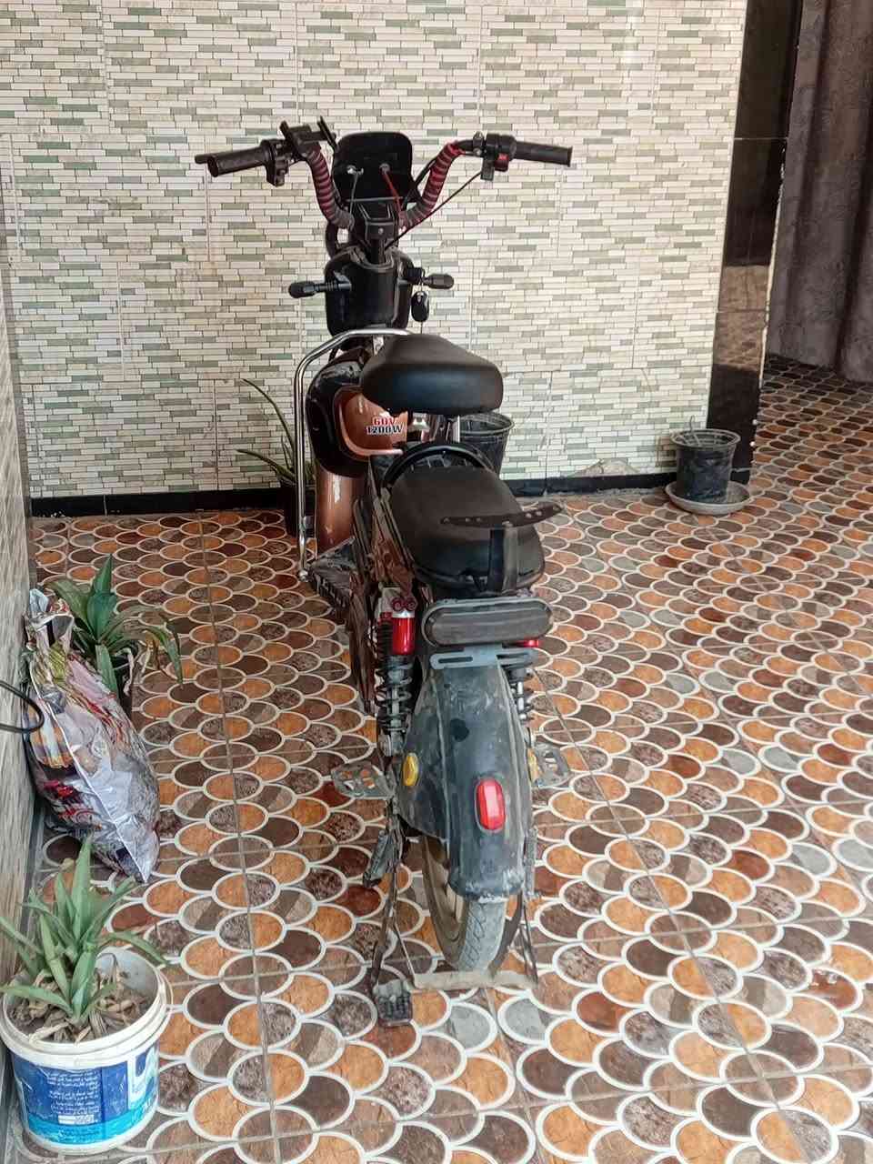 سلام عليكم ورحمه الله وبركاته دراجه شحن كفاله عامه سويجين و بصمتين المكان بابل مسيب السعر 400 وبيه مجال للاستفسار ***********
