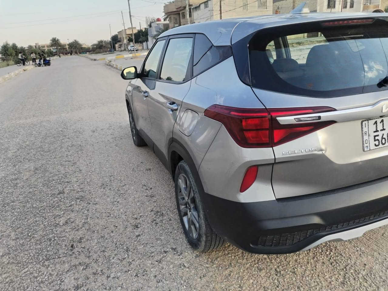 كيا سلتوز 2022 وارد امريكي
الموديل: 2022
الرقم: بغداد بسمي مشروع 
المحرك: 2000 (2.0L)
المسافة المقطوعة: 45 ألف كم
المواصفات: شاشة + كاميرا خلفية (مواصفات عادية)
الحالة: حادث بصيط والسونار موجود مع الصور ولى والسيارة نظيفة
السعر: 140  ورقة 
المكان: كربلاء


**إذا كنت صاحب هذا الإعلان وتريد حذفه لأي سبب، رجاءا أرسل رسالة إلى الدعم الفني**