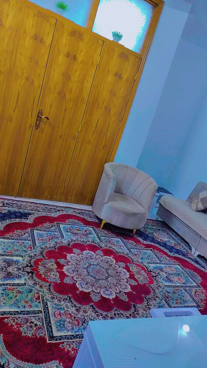 سلام عليكم البيت للبيع طابو زراعي سند 25 مساحه 140متر غرفتين صاله وأستقبال ومطبخ و صحيات حمام داخلي وخارجي  طارمه جاهز لسكن العنوان علوة الفحل شارع الفلل فرع المستوصف  السعر خاص


**إذا كنت صاحب هذا الإعلان وتريد حذفه لأي سبب، رجاءا أرسل رسالة إلى الدعم الفني**