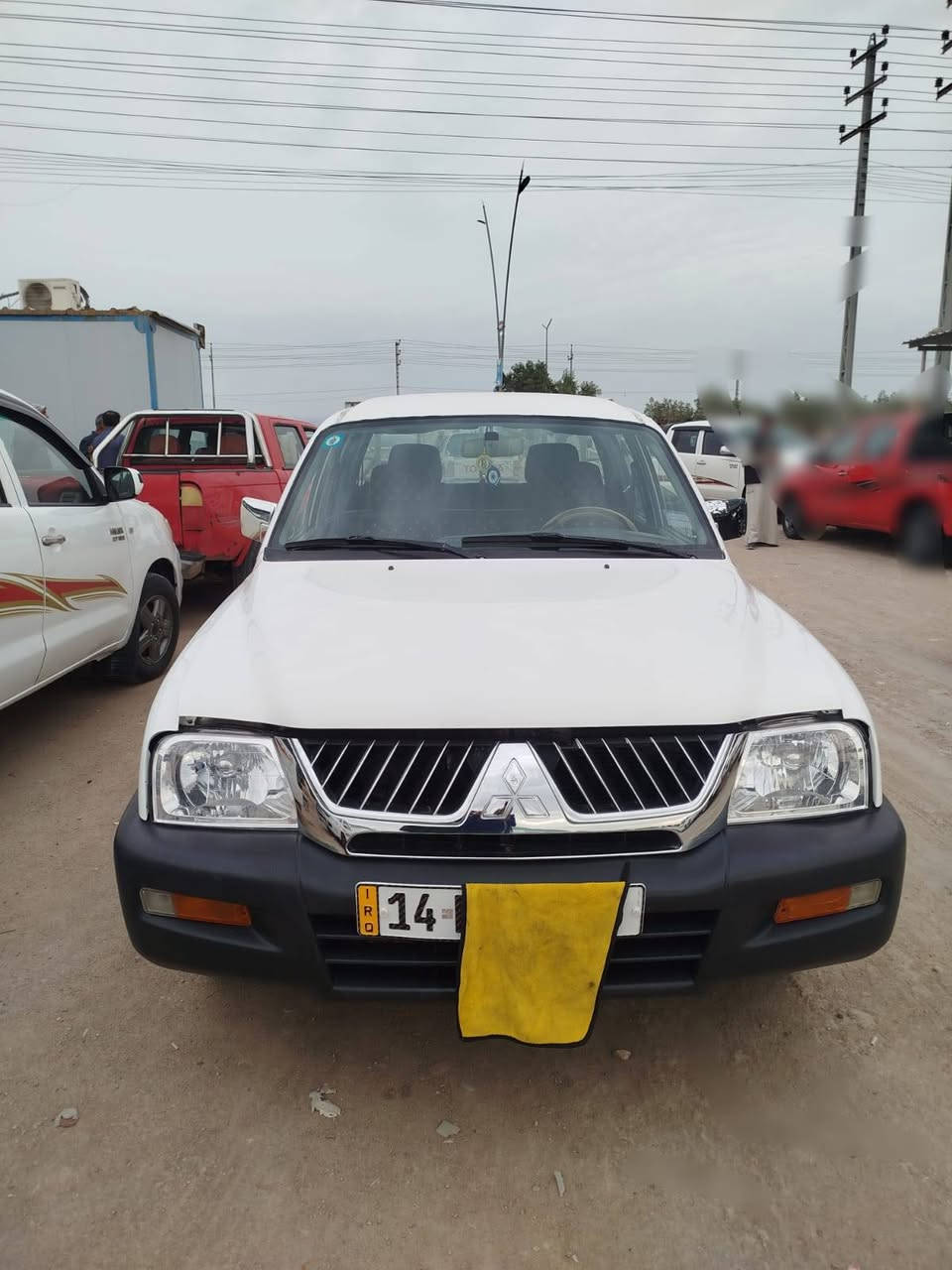 السلام عليكم سياره سوبيشي للبيع 2005مصبوغه صبغ جماليه كير ومكيه مكفوله وشاصي السعر 62$ما متواجد ع النت ***********
