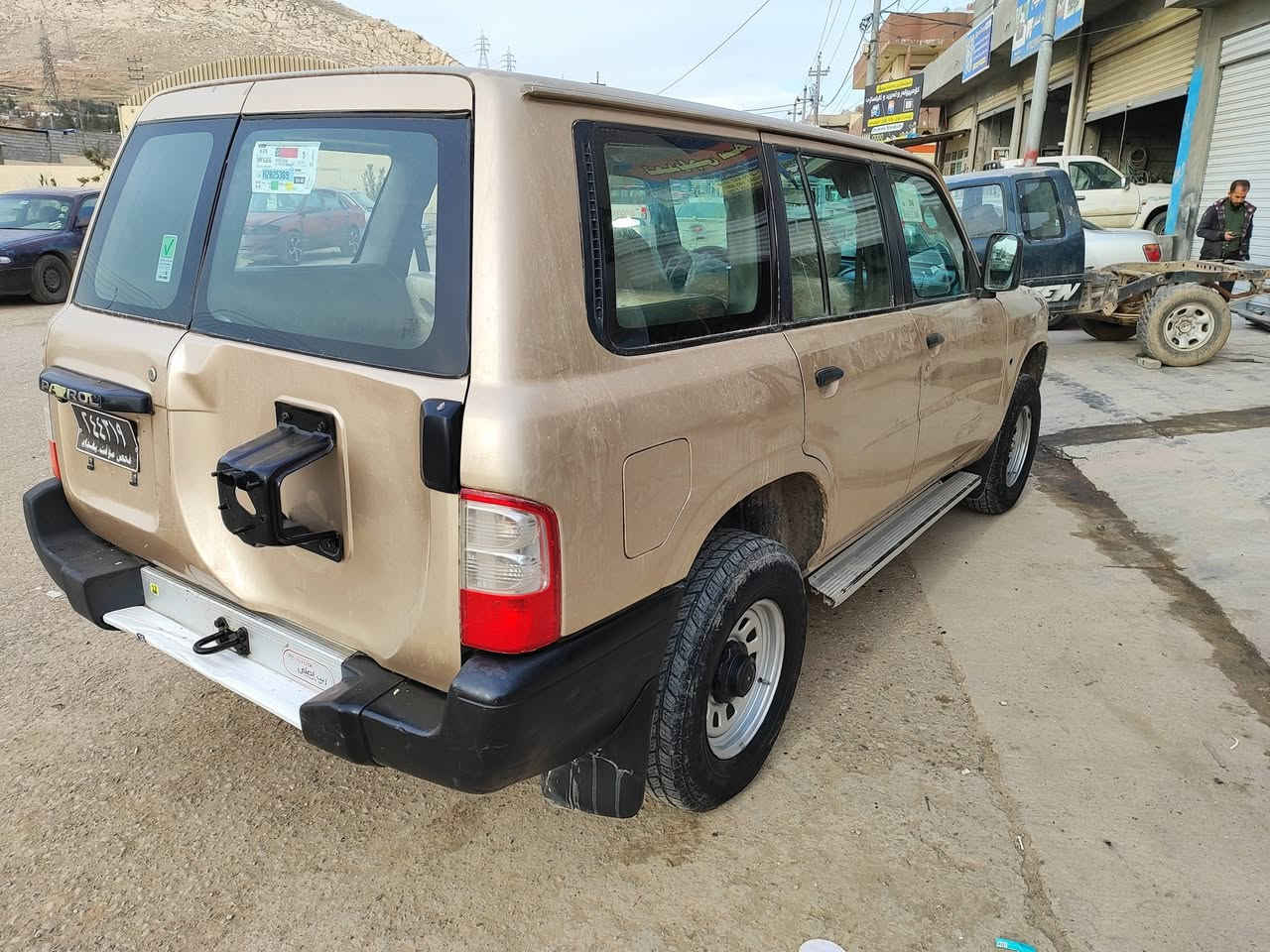 پتڕۆڵ بۆفرۆشتن مۆدیل 1998استرادخاس  ئاڕم پلاسیک سلێمانی بەشەرتی غرامەو ئەوەلیات  سەیارەکە فول عادیە یەک شوێنێ نەتەقیوە ناوبەتانەو دەرگای دواوەش سەیارەکە حیزام سبوخە چەکوش بەگیانیەوە نیە هیچ هیچی پێوەنیە ناوبۆرە ناوی لەسەر بیلاد ماوە هەموگیانی بەشەرت چوارتایەی شازی لەسەرە بەدوای مەسرەف مەگەرێ سعرتەلەفون بکەن ***********اسیا***********
