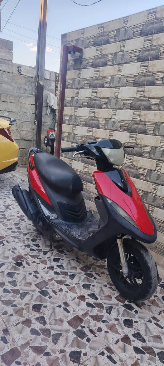 سلام عليكم دراجه ماكس عدله للبيع 
بوشه 49بلاد مكينه خرسه كلش حلوه وناعمه شلعه ومعدل ترايك للبصره اذا تعطل بيك ترجع دراجه تخبل ماموكفتني بشارع كهربايات شغاله هورن شغال كيلو متر شغال قفل جنطه شغال
 دراجه نكره سلف بكل وقت وهندر شغال وبيه تزويد زوج وياله رياضي وصالنصه  رياضي وشيال ودبلات رياضي وقطره رياضي وفراك بريك رياضي دراجه كلش حلوه مال جناي 
السعر400 
مكاني ديالى بعقوبه كاطون قرب مكتب بيروت رقمي ***********
وبل عافيه عل ياخذه ❤
