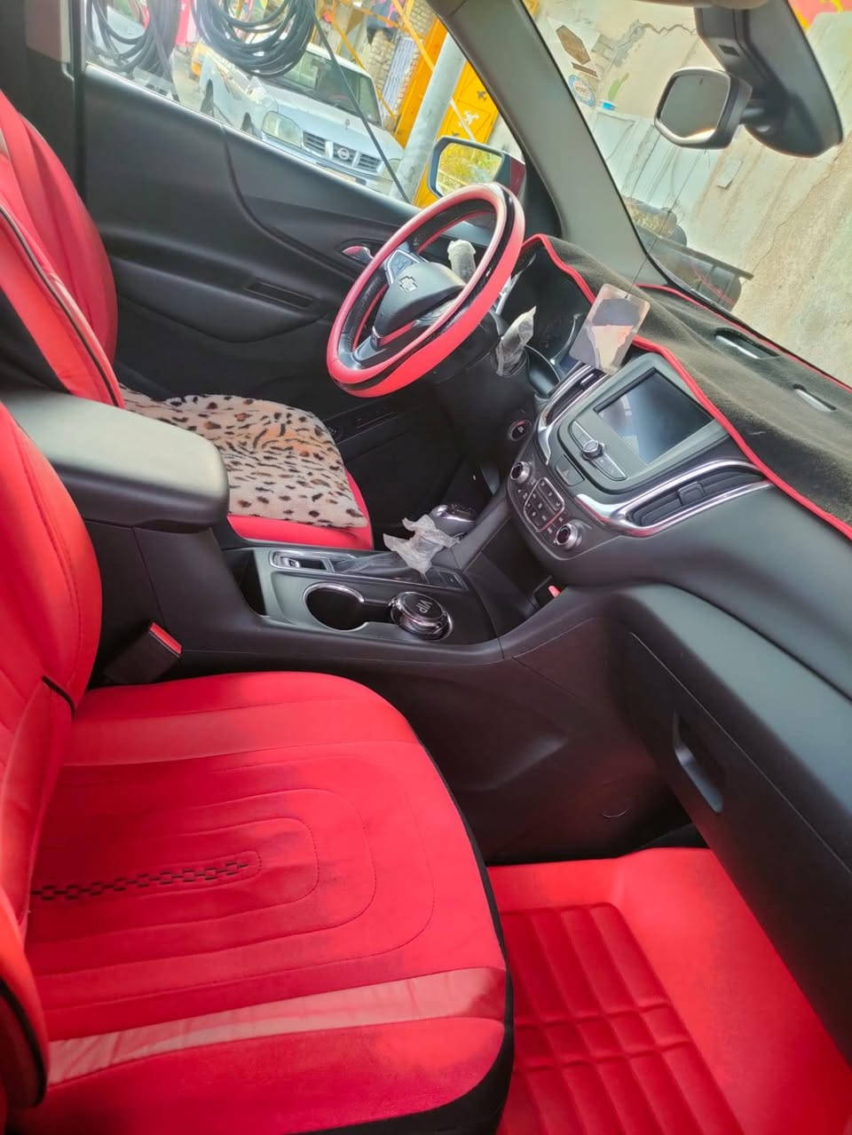 سياره كوينكس موديل 21 رقم سليمانيه موجوده بالعماره حادثها بنيد معمر كلش حلو ماواصل لاشاصي ولالغود للتواصل على هذا الرقم ***********
