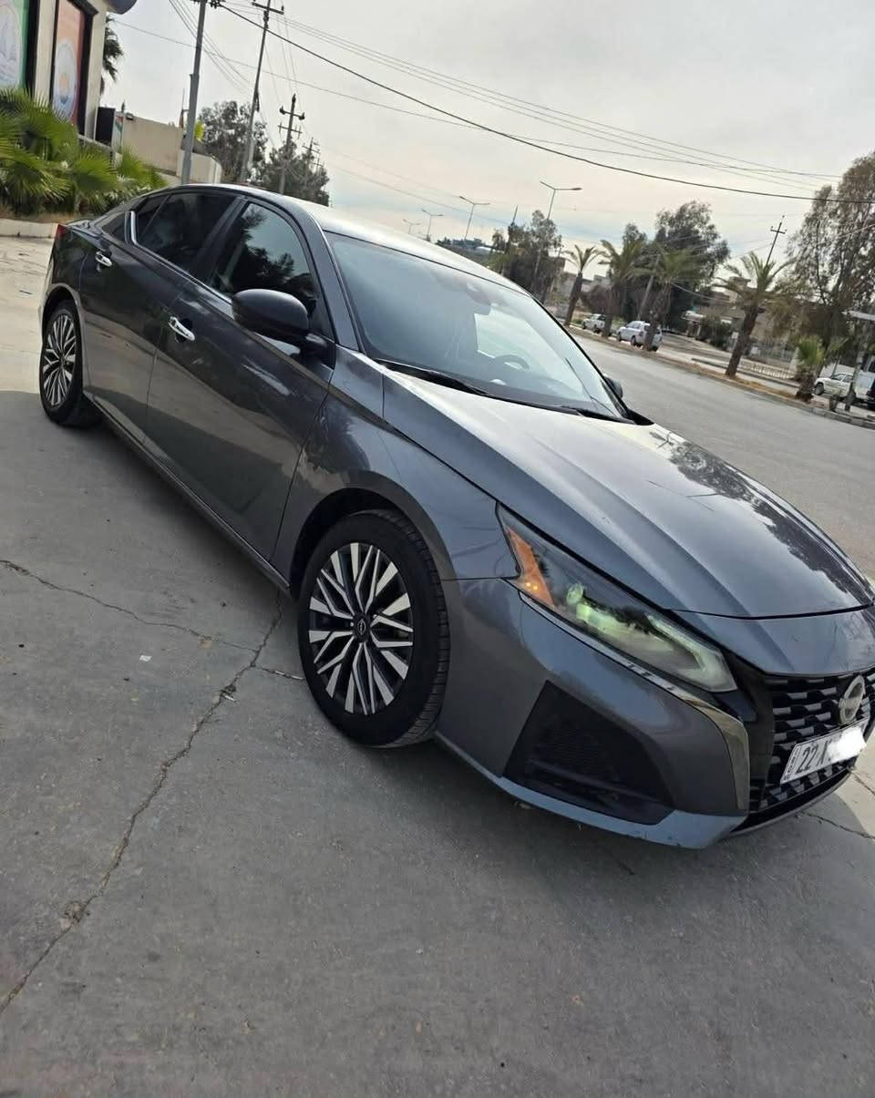 NISSAN ALTIMA 2024 SV

فقط جاملخ و بونیت سبخ
رادیترات  بیلادی 
بدون ايرباك
  ڕقم اربیل دولی 
محرك 2.5L(4V)
کلکم بشرت گیر محرک
موصفات SV
شغال
گیج الکترونی  
ویل کروم 
بصمة 
ابواب بصمة 
تشغيل من بعيد 
شاشة كبير 
صندوق شفت
لايتات LED بلادي 
كوشن كهربائي 
تحكم ستيرن 
تحديد سرعة 
تبريد مركزي 
رادار خلفي 
رادار امامي 
رادار جانبي
سعر 144مجال
[hidden information]
واتساب موجود
سیارەکی جاهزو نوێیە أربيل, العراق


**إذا كنت صاحب هذا الإعلان وتريد حذفه لأي سبب، رجاءا أرسل رسالة إلى الدعم الفني**