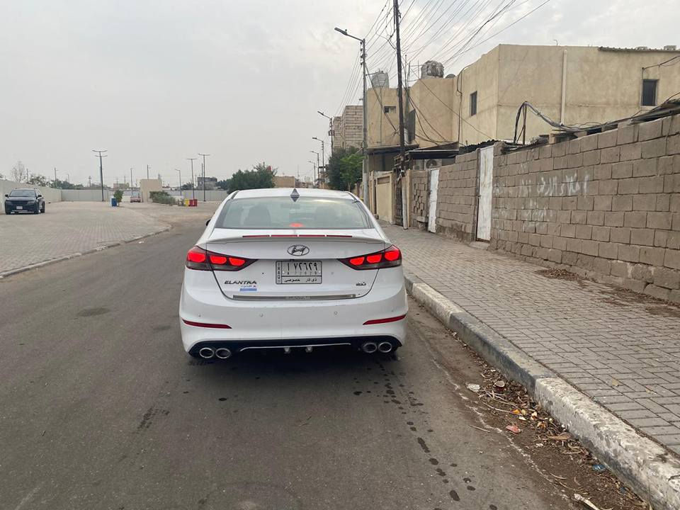 السلام عليكم النترا موديل 17 وارد كندي السياره كلين بس بيها قبق الجنطه مبدل بلاد وبيها  الجاملغ الخلفي بيه صبغ والباقي كفاله السياره جديده ومتعوب عليها مال جناي مكينه 2000  دوش كير حداديه تبريد كلها جديده  مواصفاتها تشغيل عن بعد شاشه كبيره دواره تحكمات استيرن تدفئه بالكشنات رادارت جانبيه حساسات خلفيه  رقم ذيقار حره مشروع وطني سنويه لغاية 2028تحويل ثاني يوم السعر 128 لاستفسار على الرقم *********** البصرة, العراق
