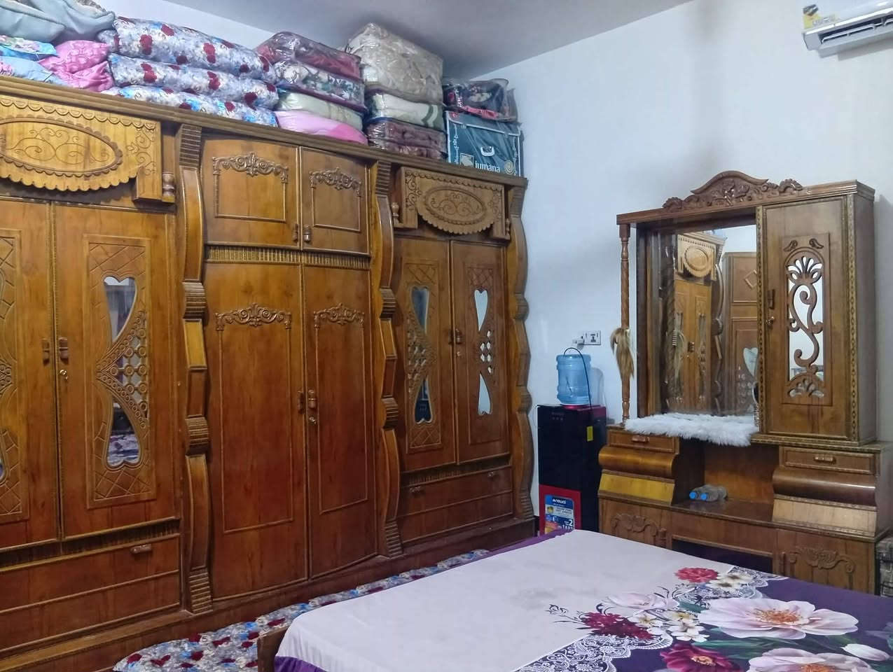 غرفه نضيفه اي ضرر مابيه سعره مليون
***********

