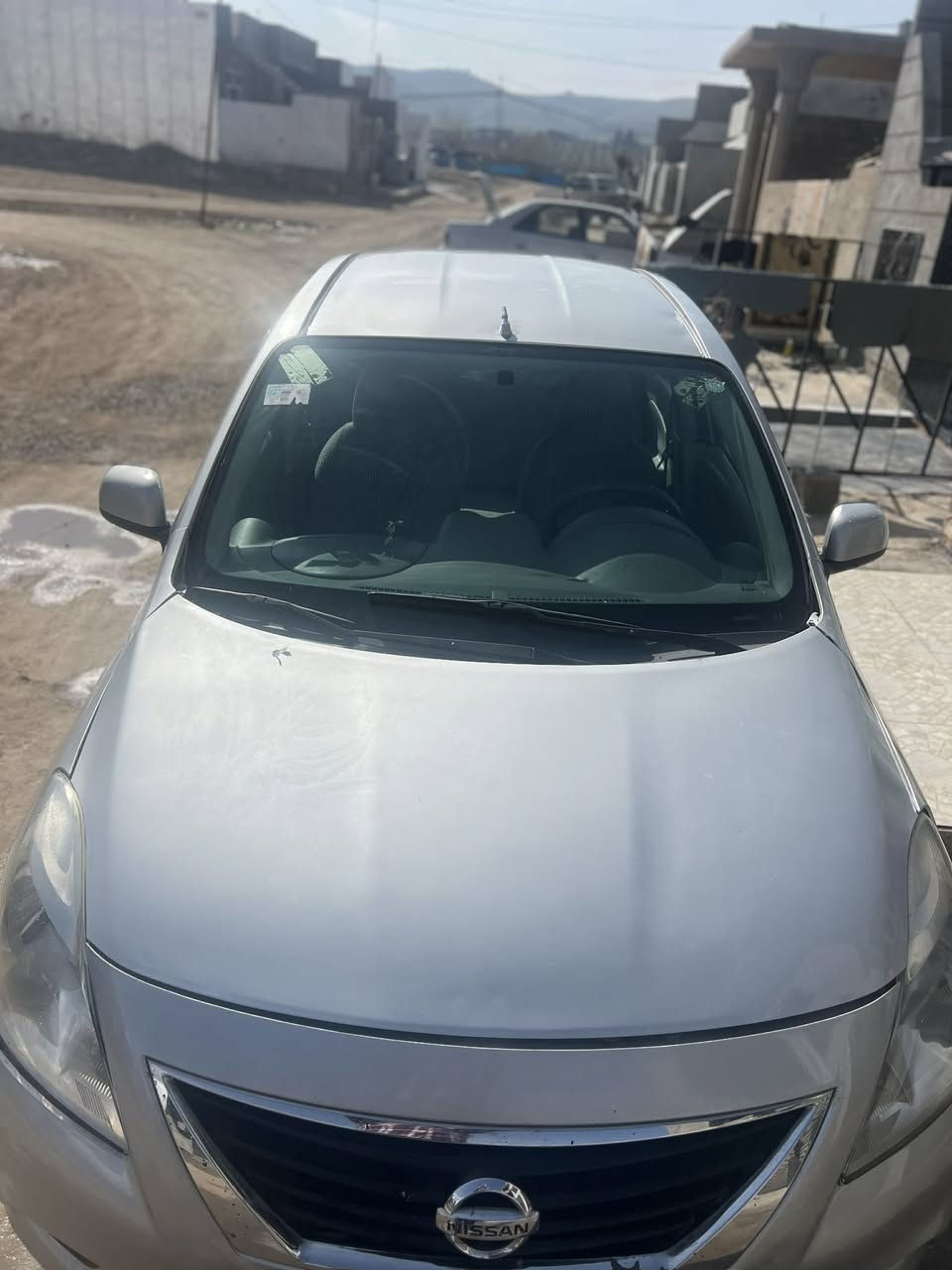 لكيشمباي ٢٠١٣
گير اوتوماتيك
مه كينه ي ١ هه فتيه كوراوه
روني گير و مكينه تازه كوراوه
سه ناوي تا ٢٠٣٠ تازه يه 
بيشتر ته كسي بوه ايستا كوريمته خوسوسي حيزام بوياخه 
وه رگه ران و ته وحويل براوه غرامه به شرت

سحر ٦٧ كلا 
ژماره ***********
وه تساب ***********
