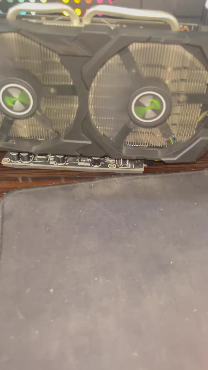 سلام عليكم
متوفر كمية ٥ قطع  
محولة pcie x1 slot to pcie x16 
تفيد الي ماعنده مكان لكرت شاشة
 او يريد يحط كرتين شاشة بل بورد مالته و ماعنده مكان
وكذالك تفيد جماعة تعدين عملات رقمية

مكاني دهوك ما عندي توصيل 
وكل قطع جديدة و جربت وحدة على كرت شاشة مالتي و مثل ما تشوفون تشتغل طبيعي بل فيديو

ملاحظة 
اقبل المراوسة مع مبرد مائي او مبرد هوائي قوي ب ٨ انابيب
او بهارد ssd واحد تيرا او 512  و انطي فرق


**إذا كنت صاحب هذا الإعلان وتريد حذفه لأي سبب، رجاءا أرسل رسالة إلى الدعم الفني**