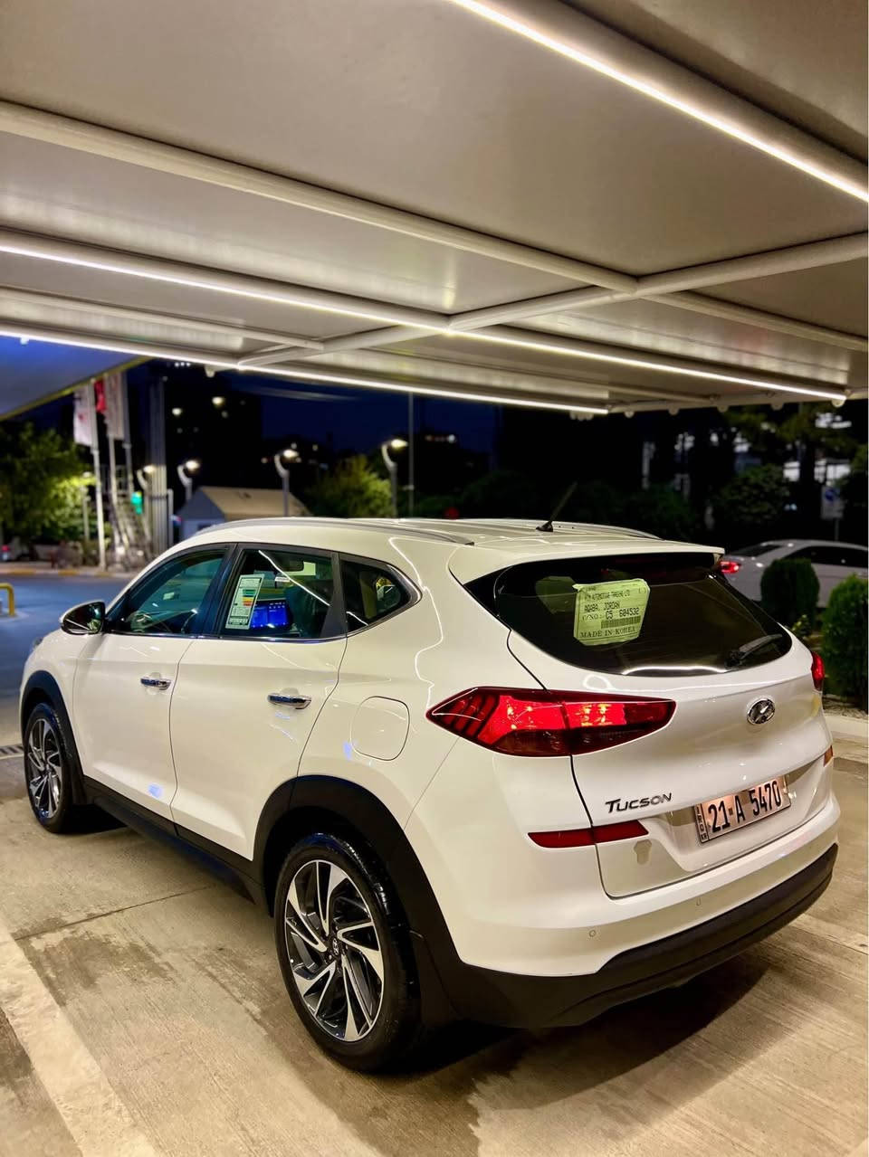 Hyundai Tucson 2020 cline 
‎ 🔹خليجى 📦
‎🔹مواصفات  (٢ بەصمە ، ٢ کوشن کارەبا ، ، ڤۆلیۆم سەر سوکان ، دەسک ستیل ، ئاوێنە ئیشارەت ، کامێرا حاسە ، …….
‎🔹بێ بۆیاخ  
‎🔹گير و مه كينه ى نه كراوه ته وه به شه رت 
‎🔹سه نه وى و ره قه مى تازه يه 
‎🔹سعرى193$💵 معامه له 
‎🔹ژ.م*********** السليمانية, العراق
