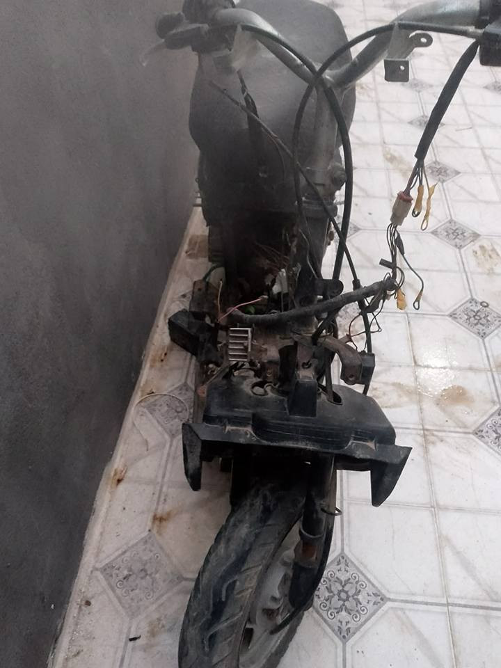 قيم وخذ بس لاتكسر بيه دراجه متروكه كلشي كامل من الخير كفرات كلشي الشراي خاص موجود،👇
هاذا رقم راعيهاا ‏‪***********
