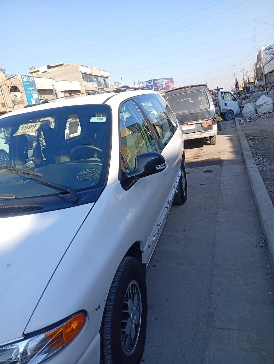 السلام عليكم سياره دوج موديل 99 قطره صبغ مابيه كهربائيات كله شغاله رقم بغداد السيارة بسمي التحويل ثاني يوم بيه نقص تبريد ميشتغل ***********هاذه بي واتساب
