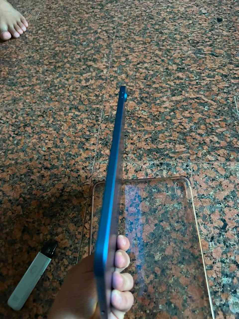 ابيباد ١١فئه A16بطاريته 90ذاكره 128 بصمه شغال كامل الملحقات
كارتونه بعده بل ضمان السعر ٤٠٠
*********** واتساب
