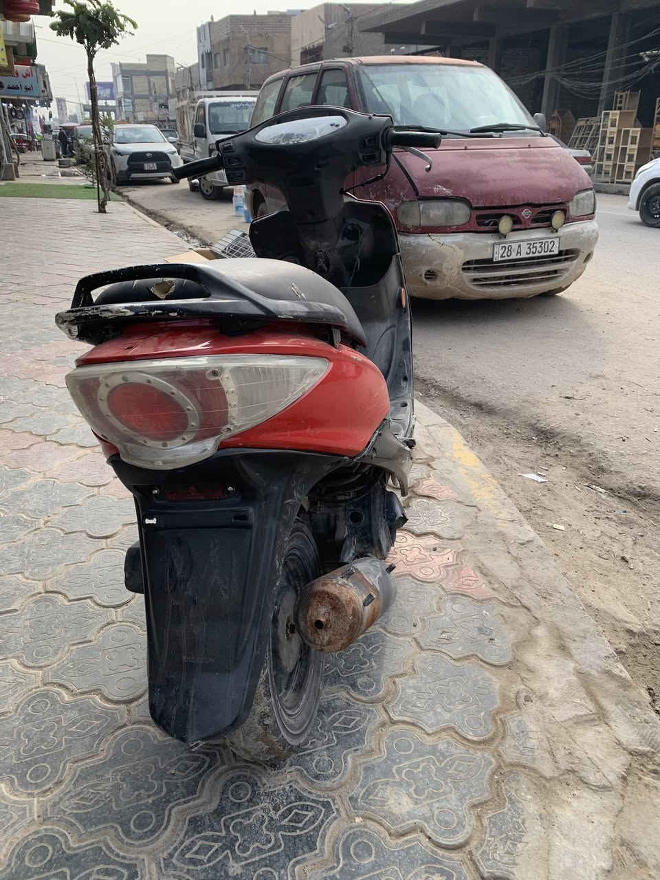 كامكو G4 للبيع 
الدراجه نضيفه نگره سلف 
مفتوحه السعر ٣٥٠ وبيها مجال حك الجيه 
كوفه شارع الجمهوريه مقابل سجاد الكوفي 
***********
