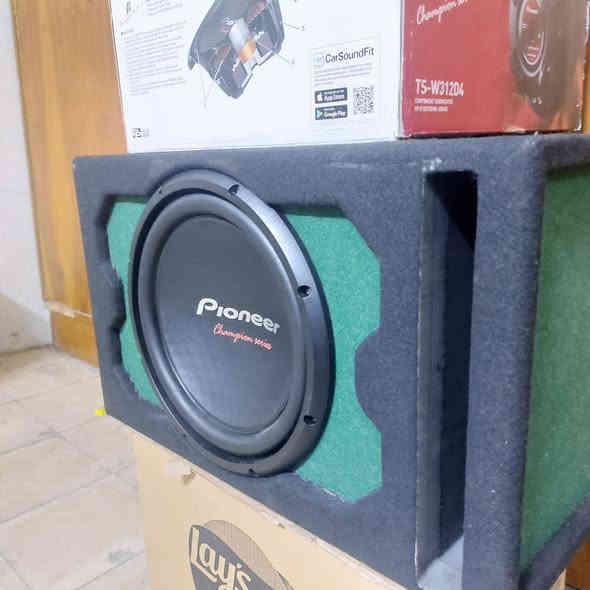 يالله
12 انج دبل كويل ما يحتاج حجي مواصفات كدامك متوفر توصيل 
سعر خاص وهاذ رقمي وبل خدمه 
***********
Pioneer
