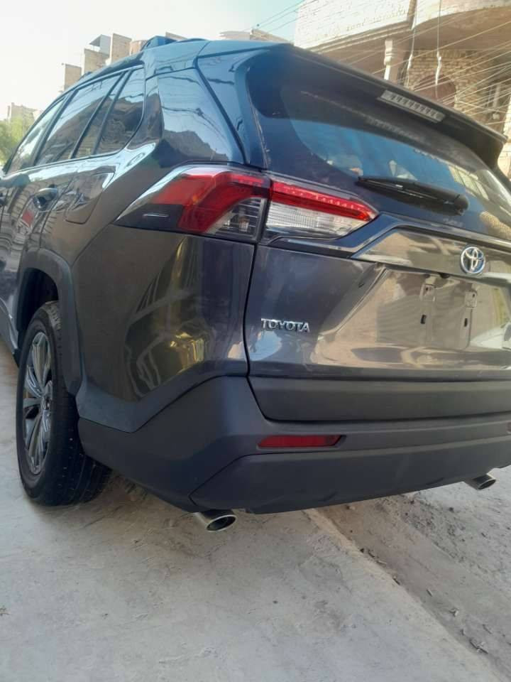 السلام عليكم
سيارة  هايبرد Rav 4 2024 xle premium فول مواصفات كامله  .. ماشيه 10 أخت الزيرو 
بدون ايرباك 
الحادث  تبديل باب صندوق اصلي نفس اللون  وصبغ فقط جاملغ ايسر و الصور مرفقه بالمنشور 
السعر 265 بدون رقم و رقمها مجاني
الاتصال على الرقم *********** 
واتساب او اتصال 📞 
والمنفيس بأسمي داخله جديد
