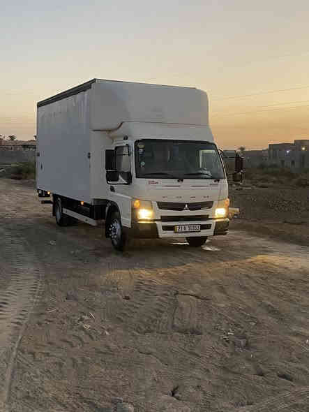 ‏سلام عليكم كنتر وربي للبيع موديل 2016 سيارة دخول جديد كفالة عامة سيارة مفتوح سرعة ملغي الأدبلو فول مواصفات إرباك رادار مانع انزلاق سنتر لوك كير أوتوماتيك بودي جادر مسحي باب الخلفي جاك الطول خمسة ونص ارتفاع اثنين ونص عرض مترين وثلاثين للاستفسار أكثر اتصل على هذا الرقم ***********
