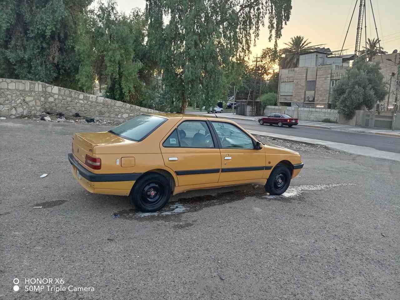 عمي بيجو لميس ٢٠١٥ كفالة عامة من كلشي كير فرنسي مكينه لا تبخير ولا تنقيص كلشي شغال بيها من تبريد إلى كلوب الإشارة  صدر جديد لايت زنون دوشمة أرضية
بأسمي جاهزة للأخير43 وبيها مجال قليل ٠
***********
