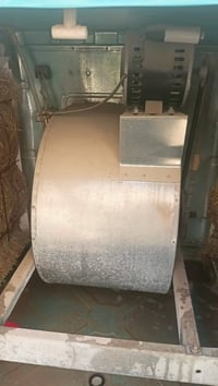 شباب عندي هاي المبرده للبيع مستعمله بس نضيفه حيل وعندي هاي العارضه للب...