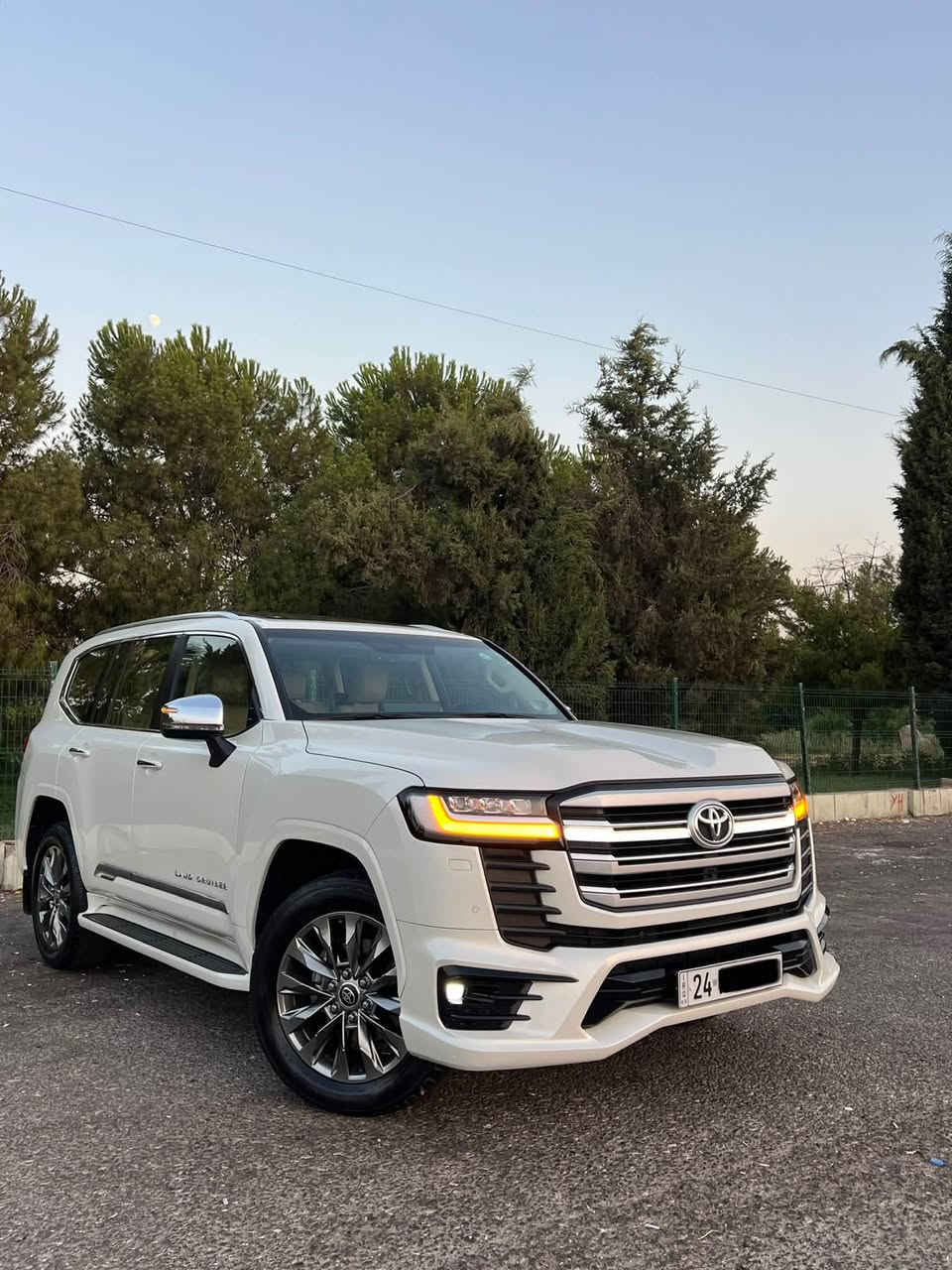 Land Cruiser Vx Limited 2023
وكالة سەردار SAS
فول مواصفات ١/١
سيارة جديد 
ماشي ٥٣ الف كم حقيقي
كفالة عامة سيارة دعامي لدعامي بشرط 
فقط مكان صغير pdr
مكان اربيل 
سعر ٦٨٨ ورقة مجال 
واتساب ***********
