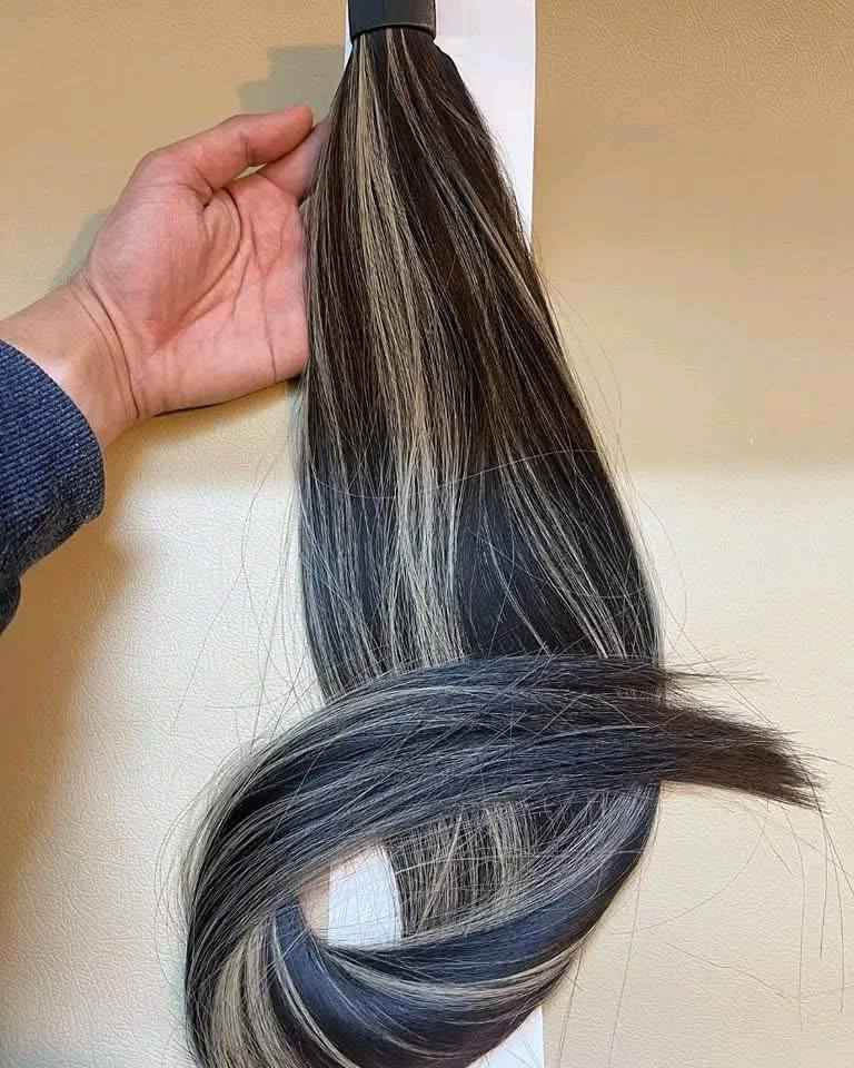 التوصيل مجاني لباب البيت
 ما تعجبج ترجعيها ويه المندوب بدون متدفعين شي 
الشعر شرط  حراري خالي من النايلون ينغسل ويتشسور وينكوي وينسحب ويتمشط 
متوفره كافه الالوان والاطوال راسلونه وتدللون

#باروكات #باروكه #تخفيضات #اكسبلور بغداد, العراق


**إذا كنت صاحب هذا الإعلان وتريد حذفه لأي سبب، رجاءا أرسل رسالة إلى الدعم الفني**