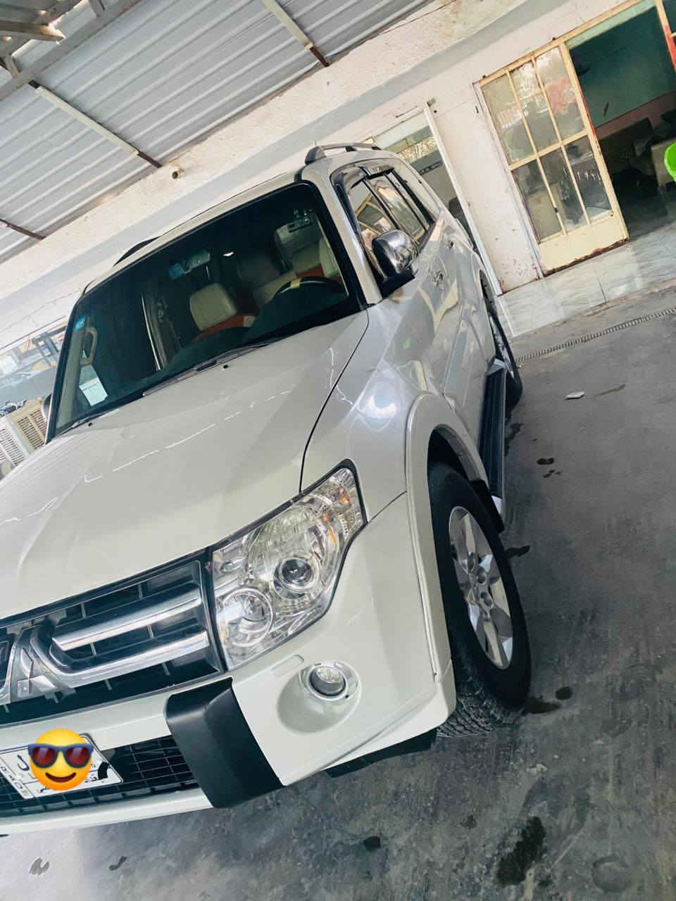 السلام عليكم 
باجيرو موديل ٩رقم بغداد كفاله من الصبغ 
بيهه مكانين بارد 
السياره جاهزه مكينه گير حداديه تخم تاير جديد 
مكاني ديوانيه السعر ١٢٥او بيهه مجال 
للاستفسار الاتصال عالرقم ***********
