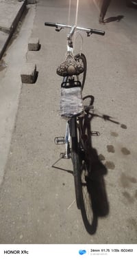 دراجه للبيع سي 700 الحجم 29 الا شفافون سعر 150 //07508668461
