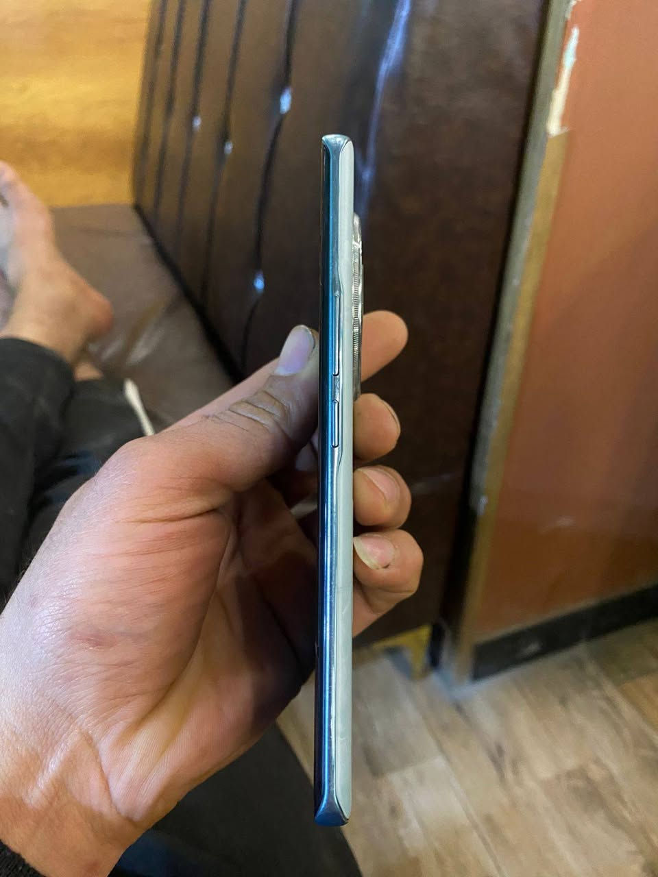 جهار هونر x9s
الجهاز جديد صار شهرين عندي

ذاكره 256

معالج 12

بطاريه 6500

الجهاز نضيف كلش شخط مابيه 

ملحقاته الشاحنه اصليه مالته وكارتونه

رايده ب290 بي مجال قليل

بلبوبجي فولل

مكاني الدوره شارع 60

***********
