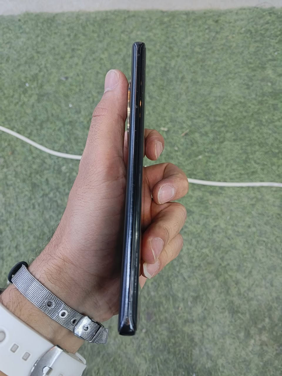 السلام عليكم للبيع هونر X9B 
ذاكرة 256 عشوائية 12 
نظافة موضحه ب صور 90% 
خراض كاملة شاحنة كارتونة 
جهاز كفالة وضمان من فتح  يجي ويه الجهاز حافظة +لزكة 
مكان بغداد الدورة سعر جهاز 250 بي مجال حك الجية فقط 
استفسار 
*********** لا يوجو توصيل جهاز ضمان باب البيت
