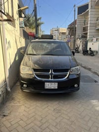 دوج كرفان SXT موديل ٢٠١٩ ماشيه ٦٥ السعر 180$ للاستفسار اكثر وتساب  ٠٧٩...
