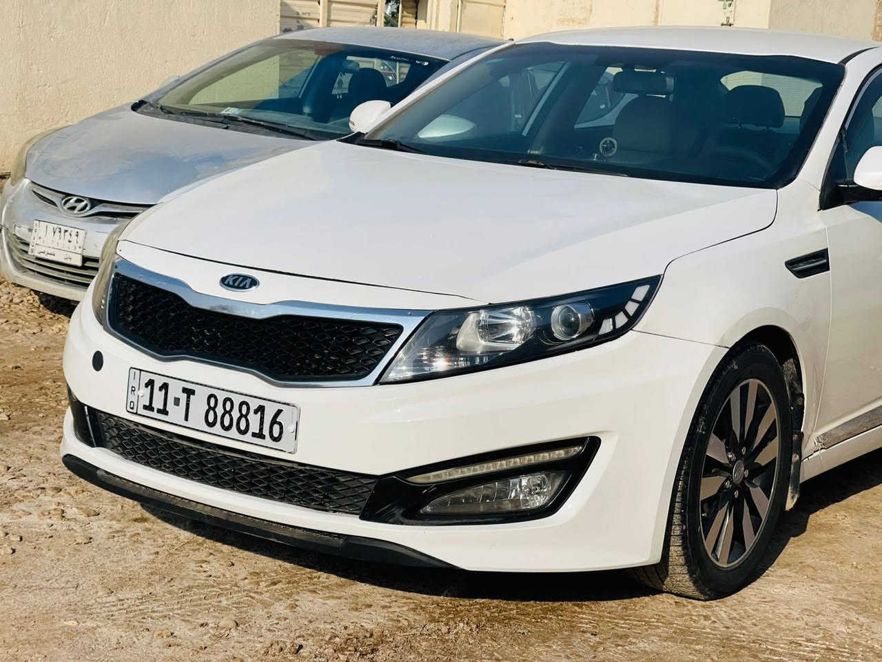 سلام عليكم اوبتما 2012 
خليجي
مكينه 2000
رقم بغداد
بيه صبغ 5 قطع سونار مرفق بالمنشوراموضح كلشي 
السياره مال جناي حلوه خير من الله متعوب عليه ومصروف عليه
سعره مناسب 108 
سعر امريكي وانته ماخذ خليجي مال جني
مكانه بابل 
***********
