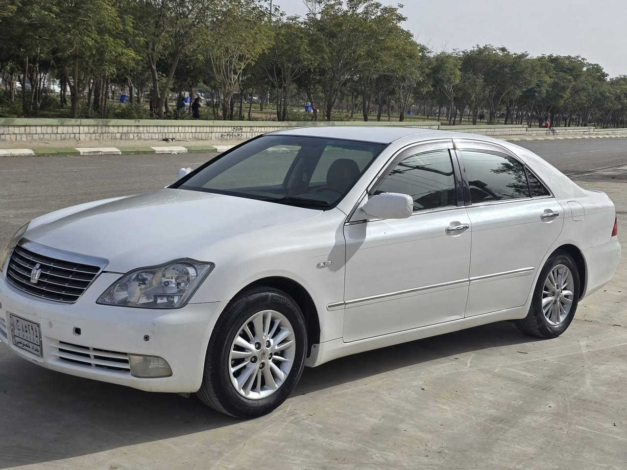 2006
مووس 
گيروو مةكينة گةورة بئ دووكةل 182
3دووكنة بةردة 
شاشة كاميرة حاسة 
جلدي دووبةي 
1بارجة بؤياخ ئةوروبا 
بئ مةسرف 
سعري 66مةجاليكي كةم 
شوين كةلار 
***********
