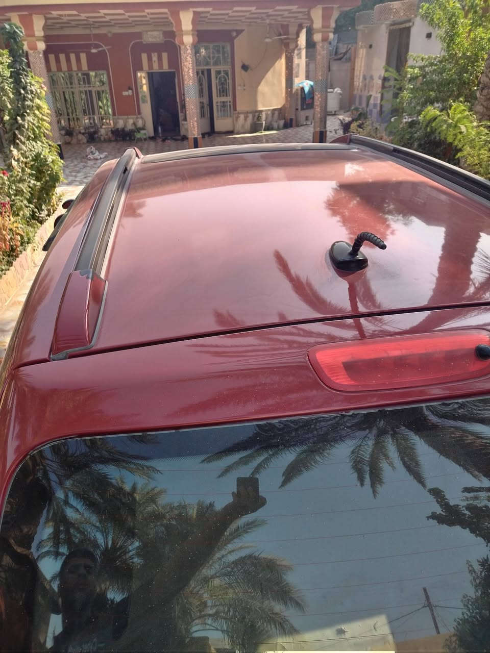 سنتافي ٢٠١١مكفواله نص مواصفات ٥راكب محرك ٤مكان سياره ديالئ خالص قريت سنديه *********** سعر ١٣٥بيه
