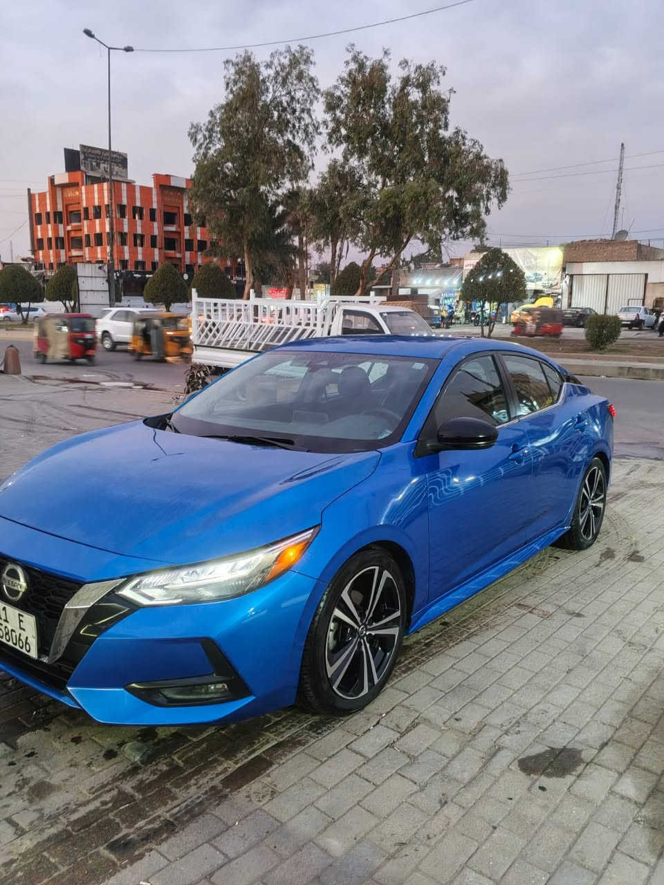 نيسان سنترا Nissan Sentra موديل2022 
مواصفات SV 
 بصمة-رادار جانبي-رادار امامي - كاميرا خلفية-حساسات خلفية
بريك طوارئ امامي وخلفي
نظام النقطة العمياء
كار بلي واندرويد اوتو
مكينة ٤سلندر حجم ٢.٠لتر
تبريدها ثلاجة
ماشية60الف كيلو 

ضرر السيارة  بس جاملغ السايق والباب مصبوغات انصبغن بل العراق حادثه بامريكه كلين  وايرباك كله سليم
رقم و سنوية جديدة رقم بغداد الدولي

السيارة كلش حلوة و نظيفة
مكفولة من كير و محرك وكهربائيات
بسعر (130$) ورقة و بيها مجال للطيبين
مكان السيارة بغداد

للاستفسار على الرقم 
***********
