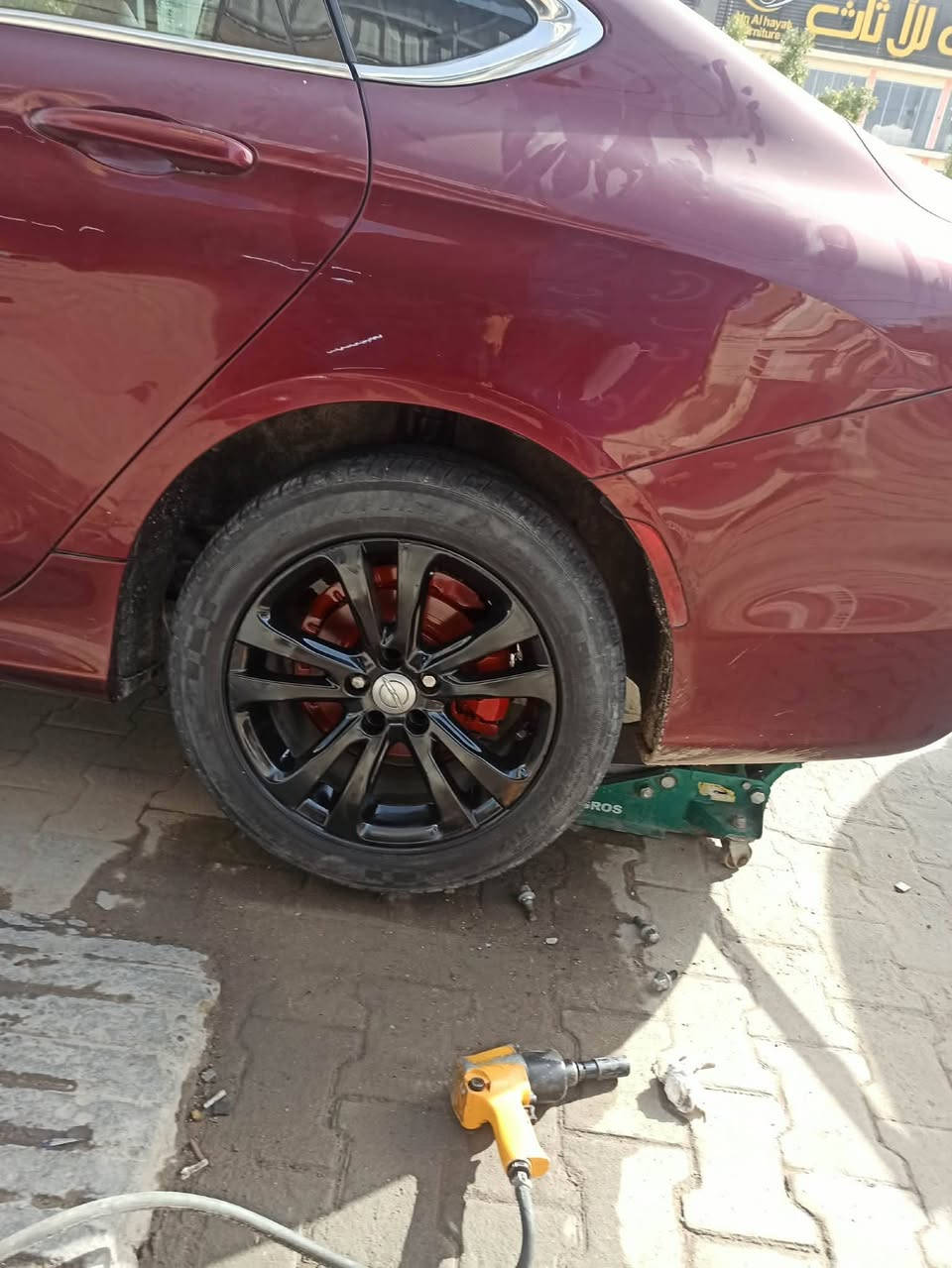 سلام عليكم سياره سي 200  موديل 2015السياره كلش نضيفه حادث السياره جاملغ وبنيد   بدون دواخل رقمها سليمانيه  محرك 2400 مكان السياره نجف سعر السياره 95 وبيه مجال  *********** مواصفات عاديه
