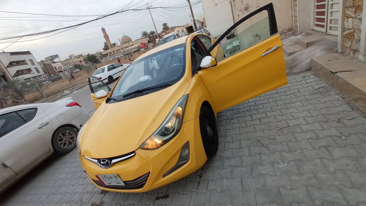 السلام عليكم الانتره موديل 14 سياره نضيفه بدون دواخل وبدون ايرباك مكينه بل لايلون مال حاويه ماصرلهة شهر من نزلتهة تايرات جدد منضومه تبريد جديده تحكمات صفحتين حساسات هيتر كشنات باقي تفاصيل ع خاص مكاني بغداد الحريه رقم تلفون ***********
