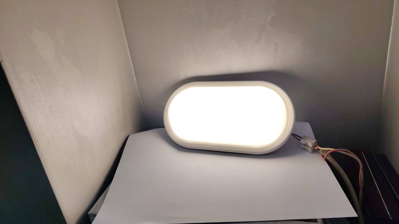 🔥 عرض خاص على عين البقرة ليد 18 وات 🔥
💡 قدرة 18 وات
💡 درايفر داخلي
💡 وتر بروف (مقاومة للمياه)
💡 لون أبيض & وورم
💡 ضمان سنة كاملة ✔️
إضاءة قوية وتوفير في الكهرباء 💰
مناسبة للمحلات – المنازل – المداخل – الحمامات – الأسقف الجبس 💫
للتواصل والاستفسار:
📞 أ / مريم
☎️ 010 12770590 
📦يوجد شحن لجميع المحافظات


**إذا كنت صاحب هذا الإعلان وتريد حذفه لأي سبب، رجاءا أرسل رسالة إلى الدعم الفني**