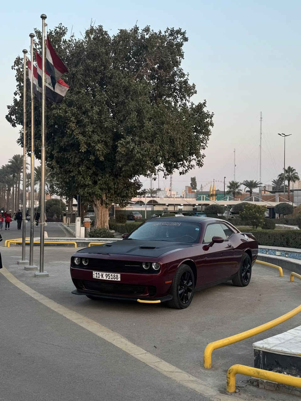 السلام عليكم
جالنجر 23 لاست كول 
ماشية 40 الف كيلو متر
حادث جاملغ عكس السايق فقط ( قطعة وحدة ) 
شاصي لغد كير مكينة كله مكفول
ايرباك كله سليم كامل ولا واحد طاك
السيارة awd يعني فور ويل
السعر 200 وبيها مجال للشراي و الله يرزق الجميع
للتواصل ***********
