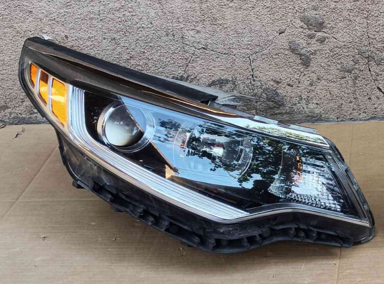 السلام عليكم لايت وبك لايت أصلي تفصيخ أمريكي تكوك ماكوزوج للاستفسار واتساب توصيل موجود ***********
