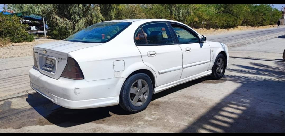 شؤفرليت موديل 2006 گير مةكينة تةقةورةقة بةشةرت  بةشةر تحويل رةقةم هةولير  4تايةي لوك  بي نوقساني بو فرؤشت سعري 38 معامةلة  ***********
