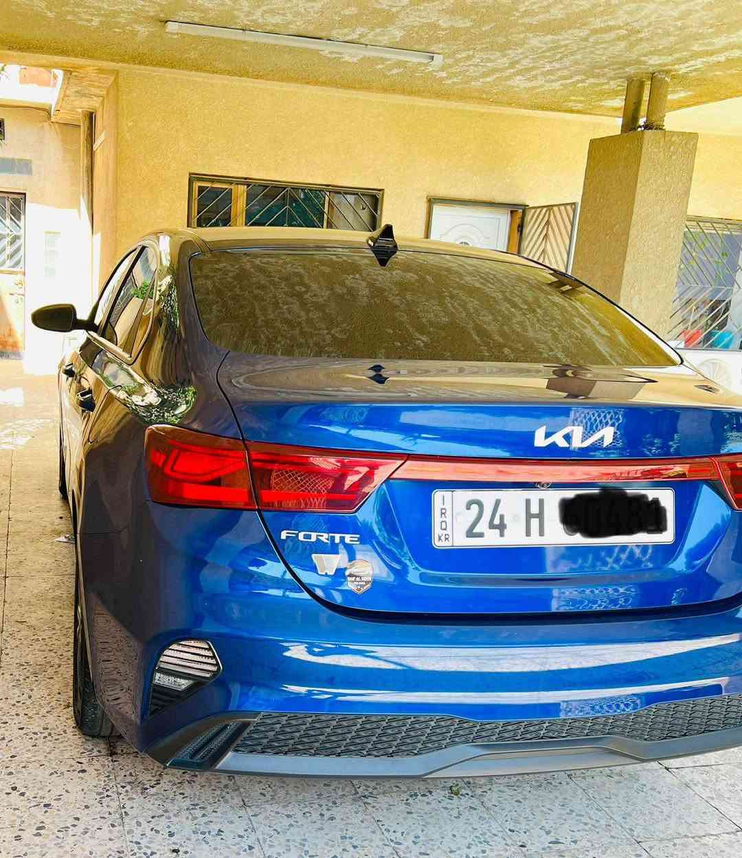 السلام عليكم 
كيا فورتي للبيع 2023ماشيه 20رقم دهوك بسمنا
كلين فقط دعاميه ورصعات اثنين 
سياره جهازه من كل النواحي بدون اي ايرباك
للستفسار علي الرقم غير متواجد علي النت وت ساب موجود
*********** موصل, نينوى
