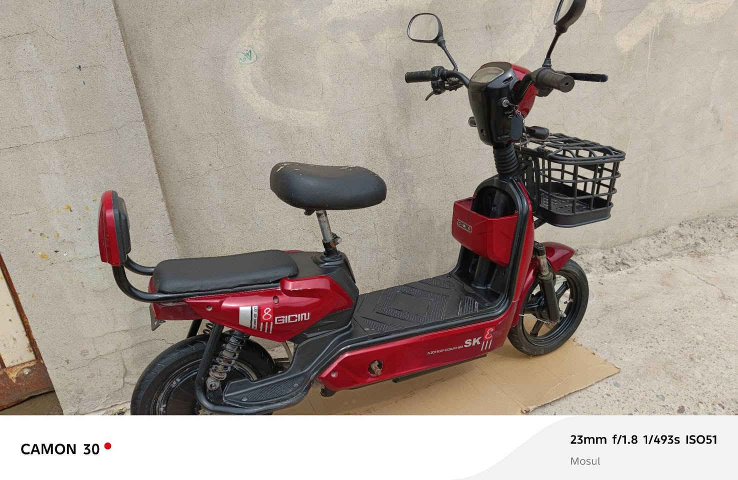 ماطور شحن للبيع فول مواصفات بصمة وسويج ونظام سرقة وتشغيل عن بعد وقفل تاية إشارات ولايتات كلها شغالة اربع بطاريات جدد وشرط تفحصها كبل ما تاخدة تمشيك من 35 الى 40 كيلو بل شحنة الوحدة تلات نمر سرعة 45 حقيقي 39 بدون شخوط نظافة 95% سعر 230 وبي مجال مكاني موصل 
رقم ***********
وموجود عل مازنجر
