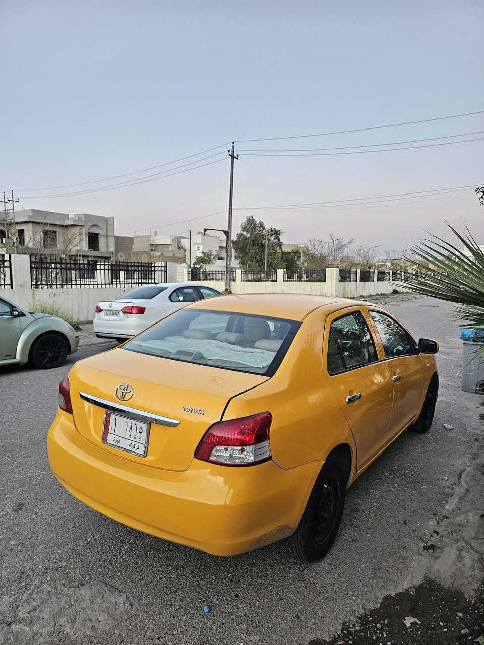 يارس 2007  بس صندوق مبدل بدون ضربه السياره
 رقم كركوك مشروع وطني دفتر بانزين
محرك كير بدون عيب جاهزه كل نقص ما بيها كير عادي
 سعر 75 بيها مجال الشراي يتصل***********
