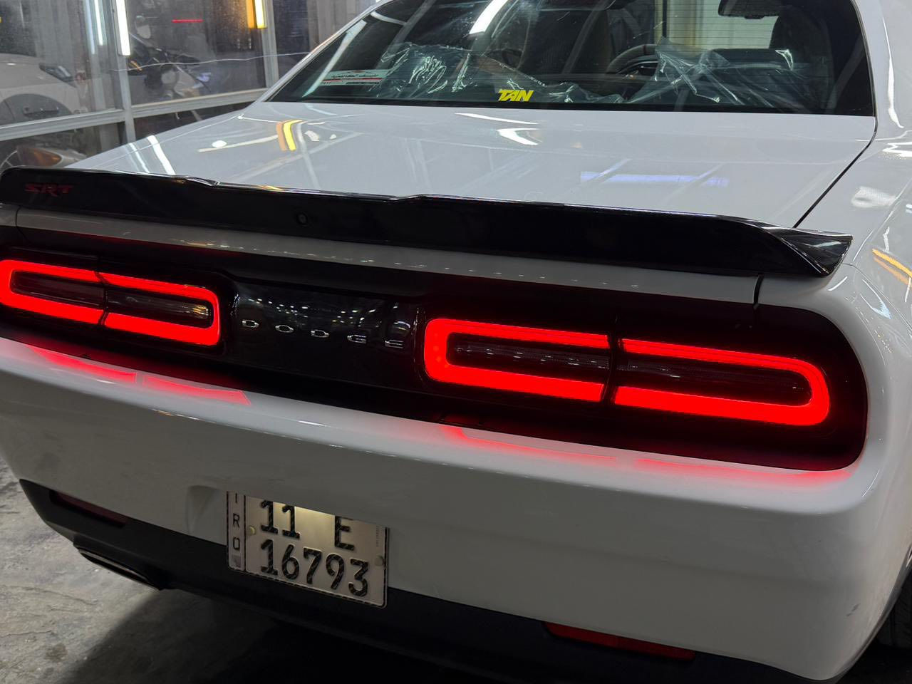 جالنجر
SXT 6سلندر 
شاشه وسط تحكم ستيرن قطعتين تبريد كشنات مخمل 
وباقي لمواصفات لمعروفه 
سياره كامله ع ايدي مناقصهه شي كشرهه كله نضيف 
مكينه كير خير من الله 
حادثهه من امريكه جاملغ وبنيد واجه بيهه كلير جاملغ لخلفي وجاملغ لخلفي ثاني بي بارد  سونار مرفق بلمنشور 
سياره ماشيه 73k 
مكاني بغداد 
***********
