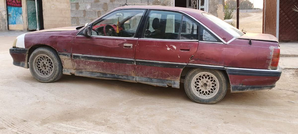 السلام عليكم البيع وبل وميكه محرك وكير كفاله فول المواصفات المكان الانبار عامريه  الفلوجه السعر ١٥ ورقه وبيه مجال الاستفسار على الرقم ***********
