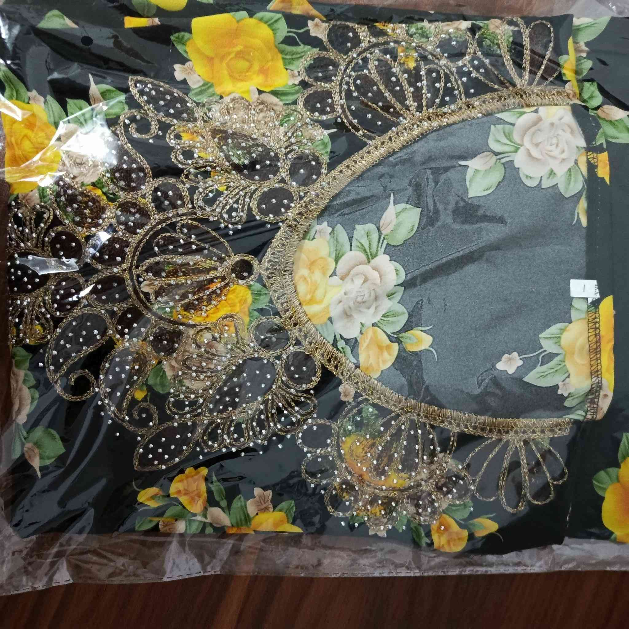 متوفر مخاور 
لارج واكسين لارج 
سعر القطعة ١٠ الاف 
نوع القماش سندريلا 
يوجد توصيل ل كافه محافظات العراق 
٣ الاف فقط خصم الأجور لحلول شهر الطاعة والغفران 
كل عام وانتم بخير


**إذا كنت صاحب هذا الإعلان وتريد حذفه لأي سبب، رجاءا أرسل رسالة إلى الدعم الفني**