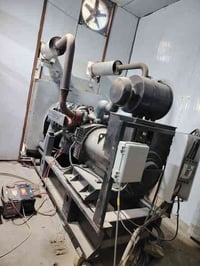 متاح مولد دايو دوزان 8 توليد 350 كيفي  مولد كلش نضيفه شرط الحمل 900 مر...